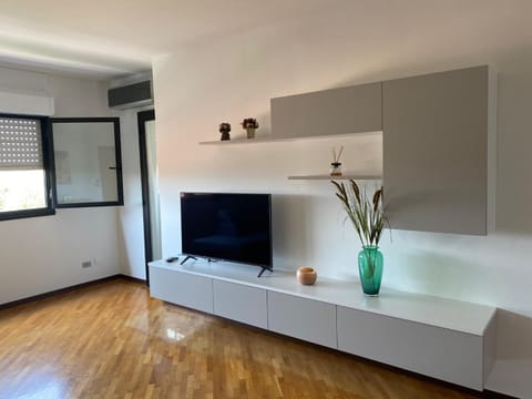 Gino's Apt. - Zona Ospedale Sant'Orsola e Fiera Bed and Breakfast in Bologna