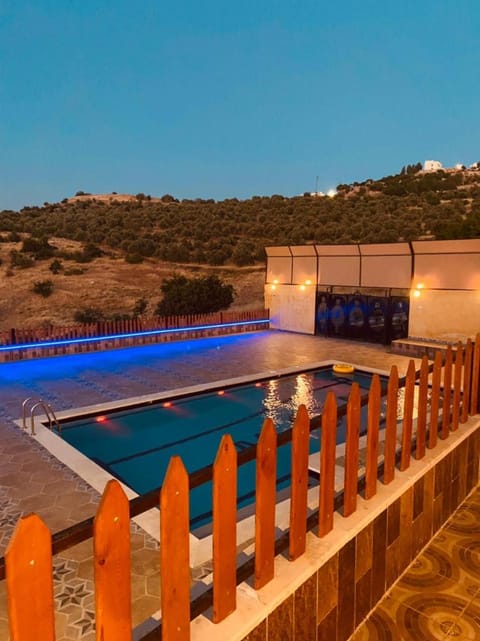 Balcony/Terrace, Swimming pool
