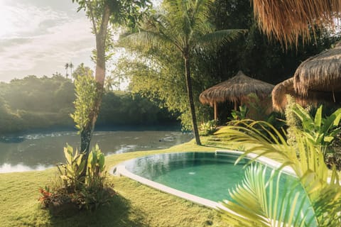 River view, Swimming pool, Swimming pool