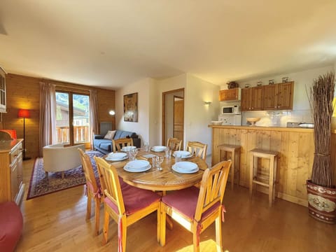 Appartement lumineux avec balcon & parking, à 700m des pistes – 6 pers. - FR-1-603-56 Apartment in Megève