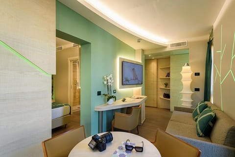 Color Hotel Style, Design & Gourmet Hotel in Bardolino