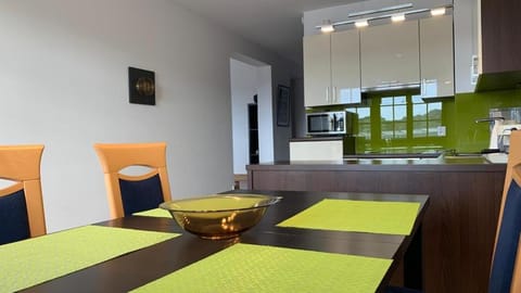 Apartament Portowe Wspomnienia Apartment in Pomeranian Voivodeship