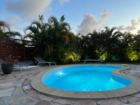 Garden, Pool view, Swimming pool, Swimming pool, sunbed