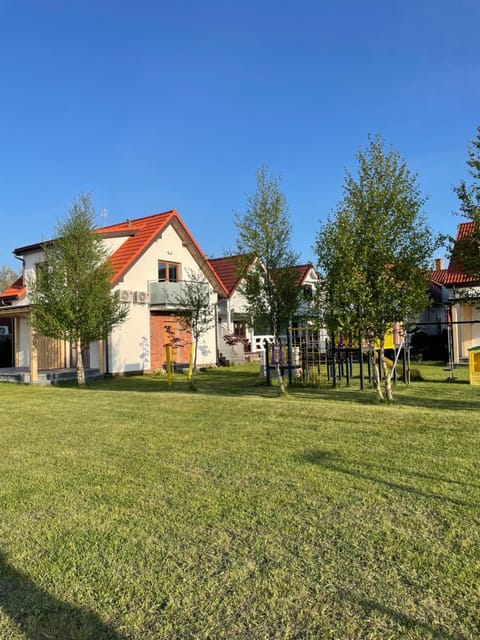 Property building, Natural landscape, Garden view