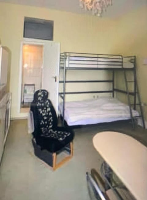 bunk bed