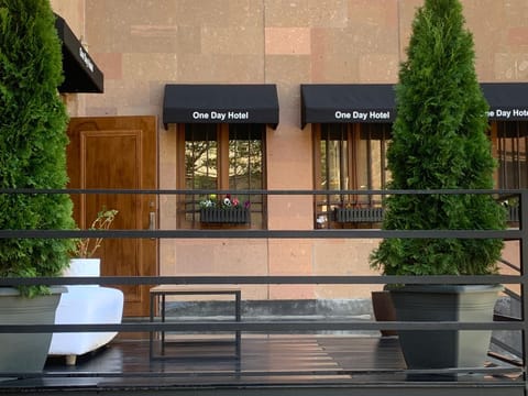 Property building, Balcony/Terrace