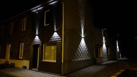 La Tanière des Loups House in Wallonia, Belgium