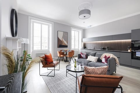 Living room, Seating area, Dining area