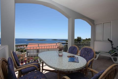 Balcony/Terrace, Seating area, Sea view
