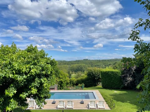 Property building, View (from property/room), View (from property/room), Pets, Pets, Pets, Garden view, Garden view, Pool view, Pool view, Swimming pool, pet friendly, pet friendly