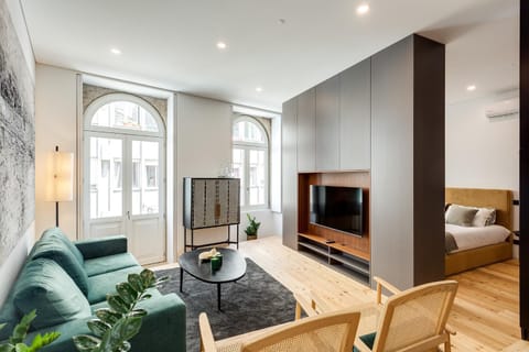 Communal lounge/ TV room, TV and multimedia, Living room