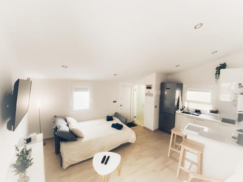 Photo of the whole room