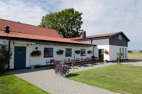 BBQ facilities, Garden