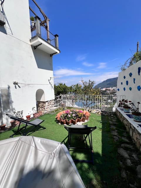 Postcard House Apartment in Vico Equense