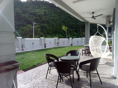 Natural landscape, Garden, View (from property/room), Mountain view