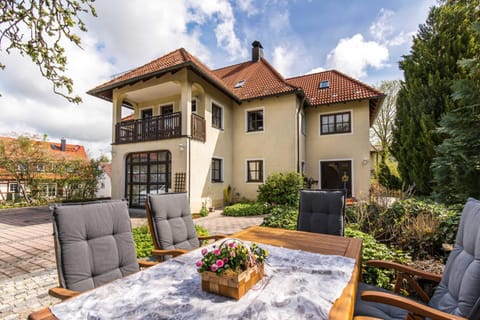 Property building, Spring, Garden, Seating area