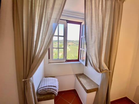 Nearby landmark, Bedroom, Mountain view