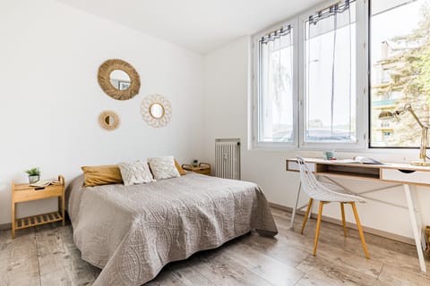 Le Steel-Appart Cosy-Parking-WIFI-NETFLIX Apartment in Saint-Étienne