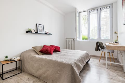 Le Steel-Appart Cosy-Parking-WIFI-NETFLIX Apartment in Saint-Étienne