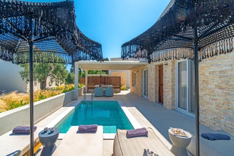 Patio, Pool view, sunbed