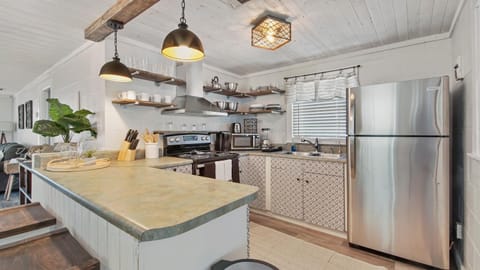 Delmar Dunes by Sand Seeker Vacations House in Laguna Beach