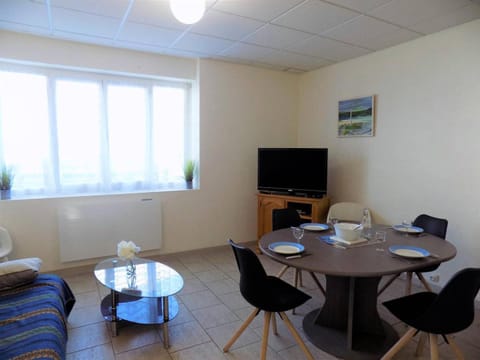 TV and multimedia, Decorative detail, Seating area, Dining area, hair dresser