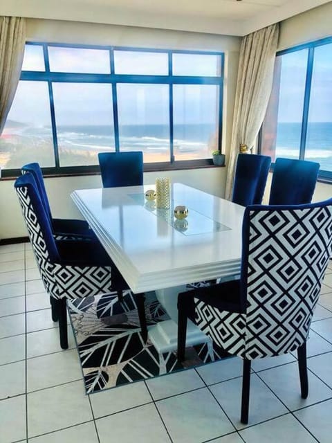 Dining area, Sea view