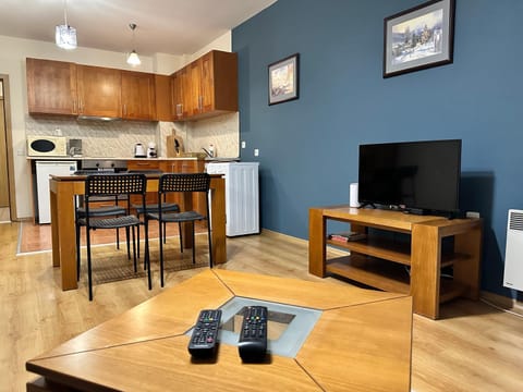 TV and multimedia, Dining area, kitchen