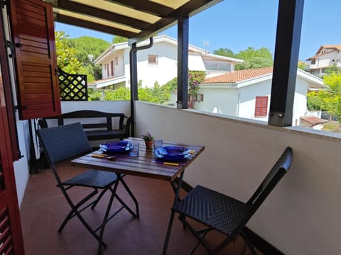 L03 - Grazioso bilocale con giardino e posto auto Apartment in Marcelli