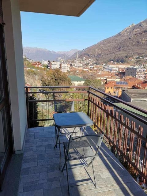 Bluelake Apartment 2 - Omegna Apartment in Omegna