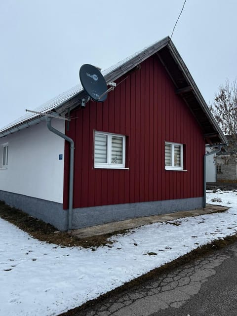 Property building, Day, Winter