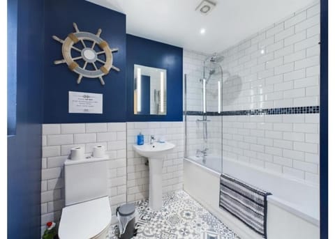 Shepherd's Rest Apartments Central Location With Parking Apartment in Tewkesbury