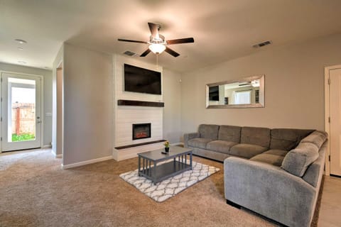 4 Mi to City Center Family-Friendly Retreat! House in Merced