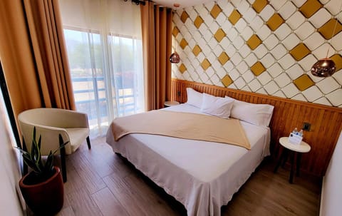 Bed, Balcony/Terrace, Photo of the whole room, Bedroom