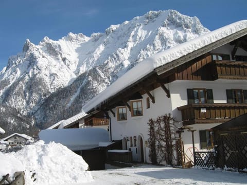 Property building, Winter