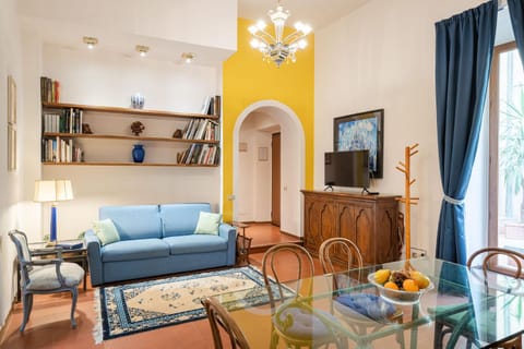 Communal lounge/ TV room, Seating area