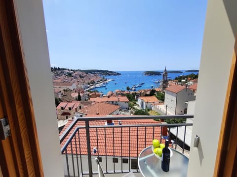 Balcony/Terrace, City view, Sea view