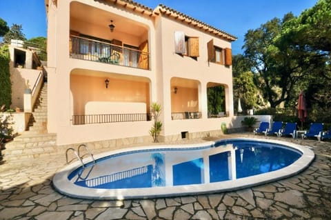 Property building, Pool view, Swimming pool