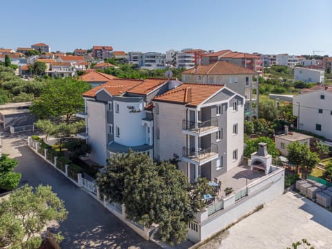 Villa Mihaela Apartment in Okrug Gornji