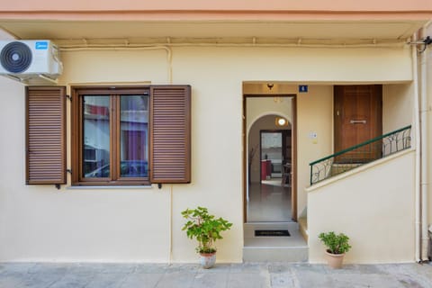 CASA MARIGO (OLD HARBOUR) Apartment in Chania