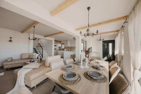 Lux Villa Core with amazing view and heated pool Villa in Šibenik-Knin County, Croatia