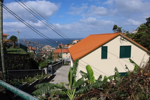 Neighbourhood