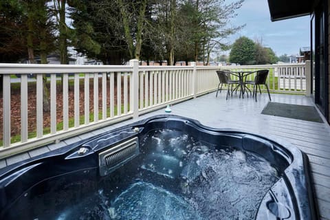 Patio, Hot Tub, furniture