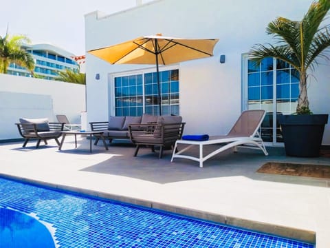 Seating area, Pool view, Swimming pool, sunbed