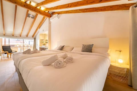 LovelyLoft Altamira Duplex Apartment in Alicante