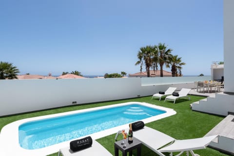 Patio, Day, Pool view, Swimming pool, sunbed