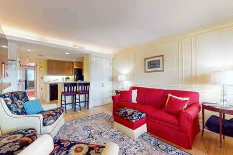 Hiawassee W203 Apartment in Historic Montford