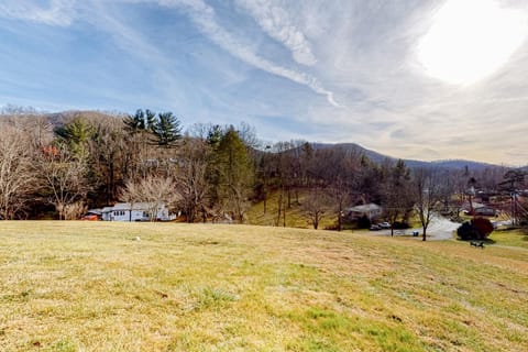 Moffitt Branch House in Swannanoa