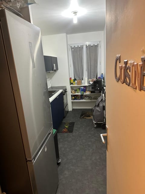 Kitchen or kitchenette, hair dresser