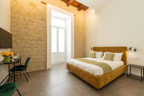 Bed, Balcony/Terrace, Bedroom